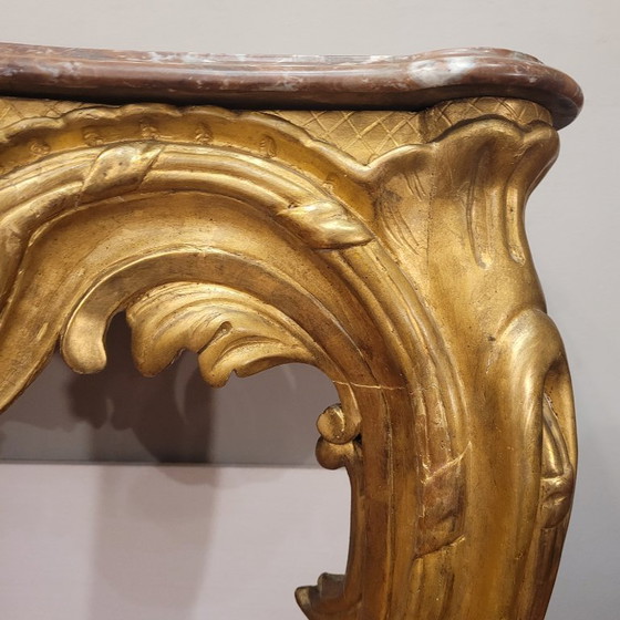 Image 1 of Consolle a muro, in legno intagliato e dorato, stile Luigi XV, XVIII secolo – Francia