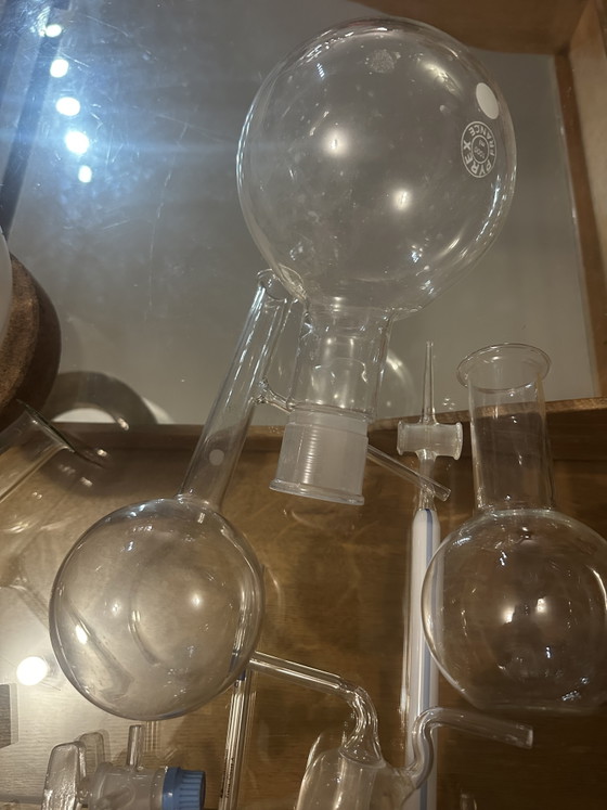 Image 1 of Konvolut antiker chemischer Glaselemente für ein Kuriositätenkabinett