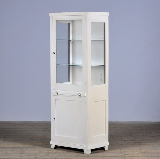 Cabinet médical en bois, années 1960