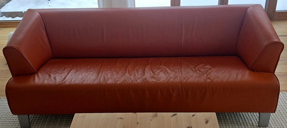 Image 1 of Rolf Benz 2300 Designklassiker in rotorangem Nappaleder – 3er, 2er & Funktionssessel