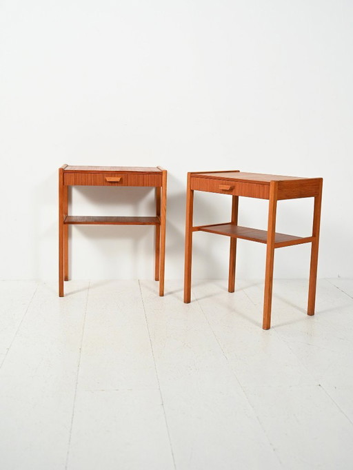 Paire de tables de chevet scandinaves en teck des années 1960