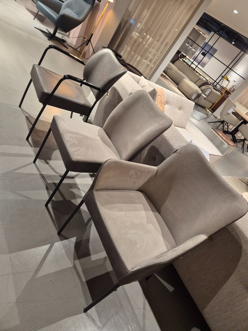 Set 6 Eetkamerstoelen Bert Plantagie