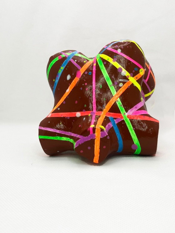 Image 1 of Statuetta fluorescente per body art. Realizzata a mano dall'artista.