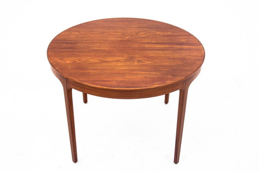 Coffee table, Danish design, signed A.J. Iversen, 1960s.