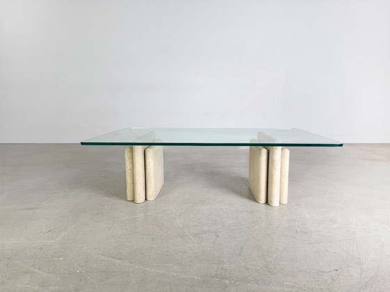 Image 1 of Tavolino in travertino originale del Medioevo Design in vetro Italia