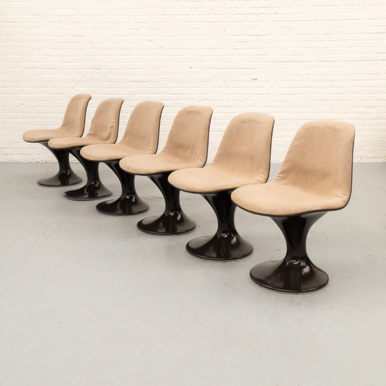 Herman Miller Orbit Eetkamerset 60's – Wood, Plastic (photo 4 of 22)