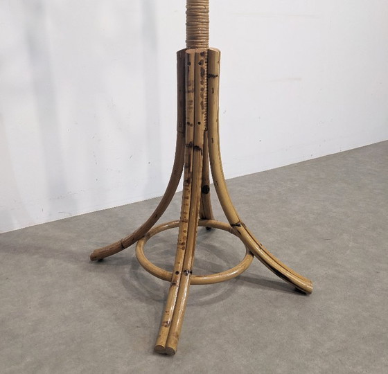 Image 1 of Porte-manteau bohème en rotin style vintage années 60