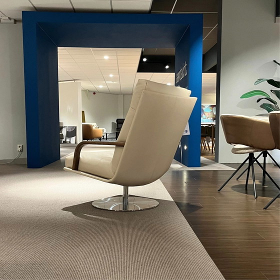 Leolux Kudo Two fauteuil – Armchairs (photo 3 of 4)