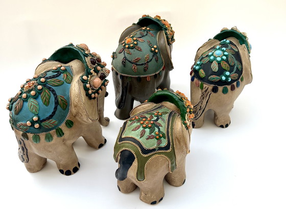 Image 1 of Four handmade elephant figurines – Brazil – folk art – 20th century