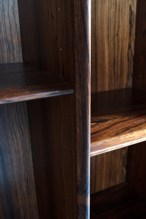 Image 1 of Beautiful rosewood cabinet