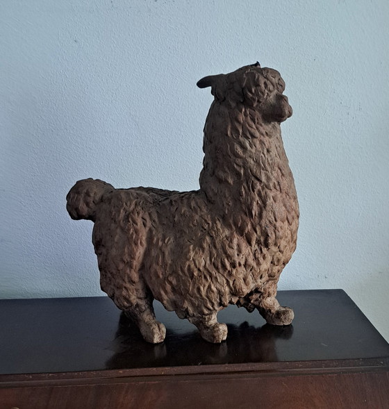 Image 1 of Estatua de llama de cerámica, hecha a mano.