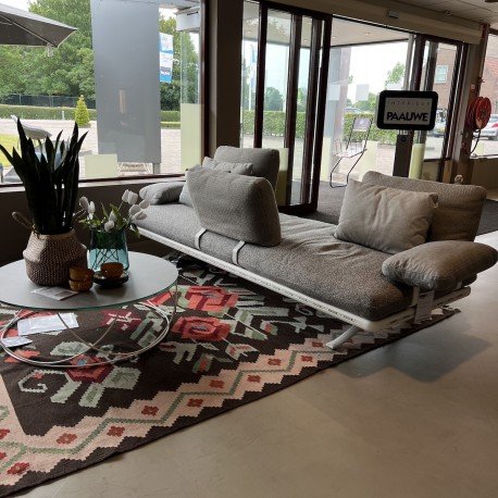 Rolf Benz Yoko garden bench with coffee table