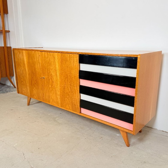 Image 1 of U460 sideboard with colored drawers, Jiří Jiroutek