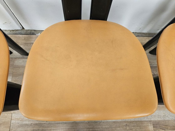Set aus 6 Pierre Cardin Stühlen aus schwarz lackiertem Holz, 1970 – Esszimmerstühle, Wood (photo 9 of 20)