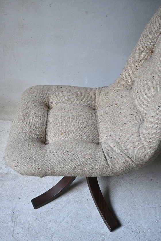 Sechs skandinavische Design Drehbar Esszimmerstühle Aus Den 60er Oder 70er Jahren – scandinavisch, Wool, Wood (photo 6 of 10)