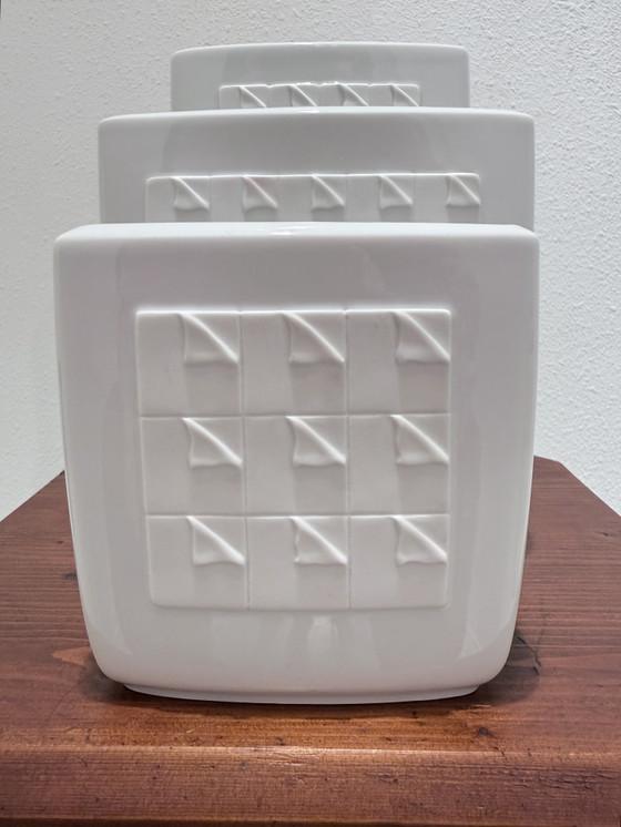 Vintage Hutschenreuther Porcelain Relief Vases – Set of 3 – Top Condition – Hütschenreuter (photo 7 of 11)