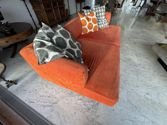Image 1 of Divano di design arancione Edra con cuscini