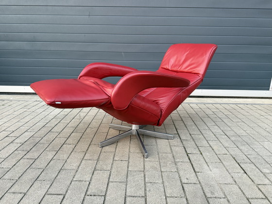 Image 1 of Poltrona relax Jori Symphony, recente, in pelle Celia rossa, taglia media, in ottime condizioni!