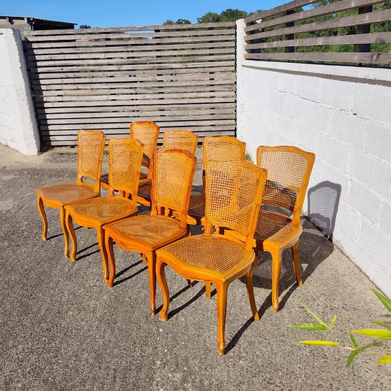 Set di 8 sedie da pranzo francesi vintage in rattan - 8 sedie da cottage in legno di ciliegio - Stile Luigi (photo 7 of 15)