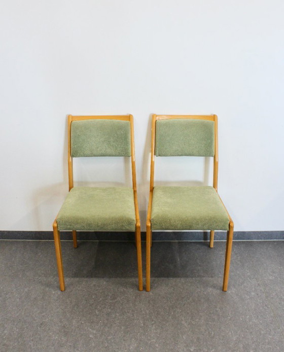 Image 1 of 2 chaises vintage VEB