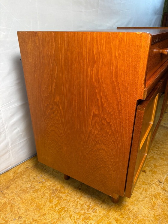 Superbe Meuble Bar Vintage Nathan en Teck | Années 1960–1970 | Design d'Inspiration Scandinave – Buffet bas (photo 10 of 11)