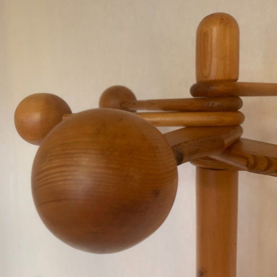 Image 1 of Garderobe "les Arcs Miribel" von Charlotte Perriand