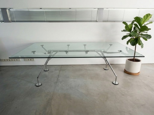 Tecno Nomos tafel van Norman Foster 220x100x72cm