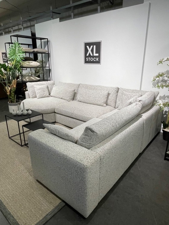 Image 1 of XL STOCK U-Bank