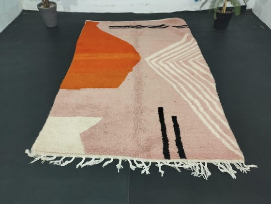 Image 1 of Tapis marocain en laine naturelle  250cmx150cm