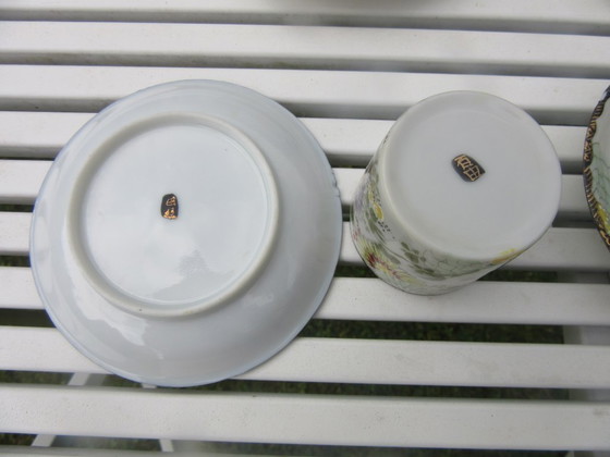 Image 1 of Vintage 4 Asian miniature cups and saucers with gold tone rims new condition
