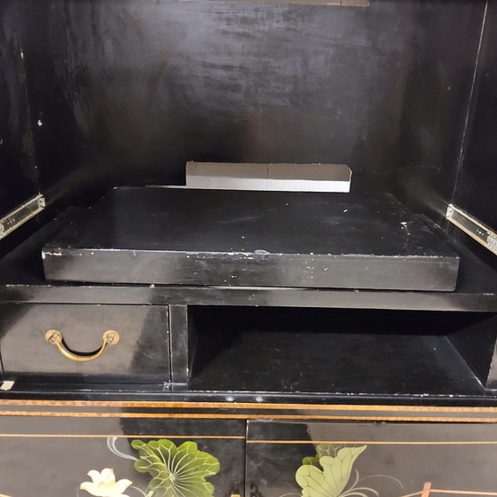 Image 1 of Vintage Chinese Pagoda kast tradioneel tafereel (bohemian / oosterse kast) tv kast