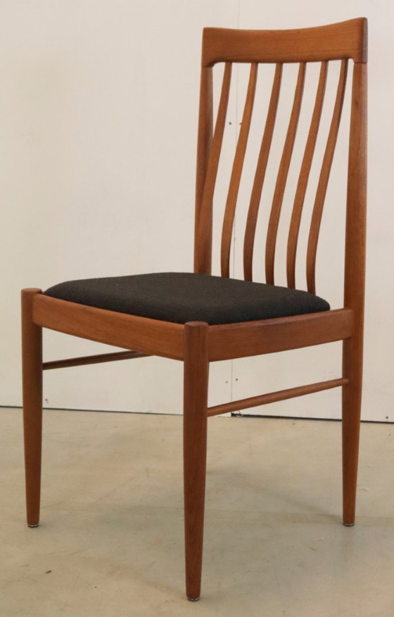 Image 1 of Lot de 4 chaises de salle à manger Bramin rembourrées vintage