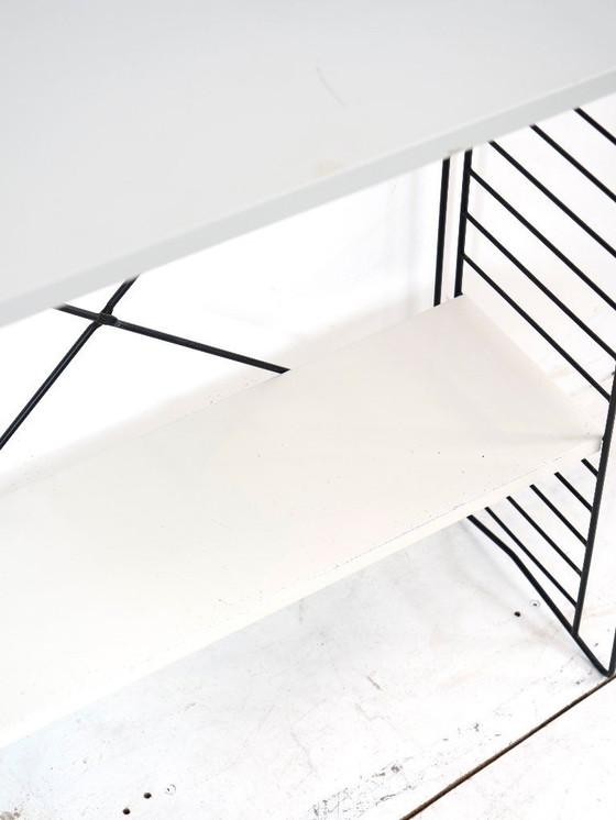 Image 1 of Estante de piso Tomado