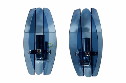 Blaue Wandleuchten, 11,5 cm breit x 22 cm hoch, Fontana Arte zugeschrieben, 1970 – wandlampen, Glass, Metal