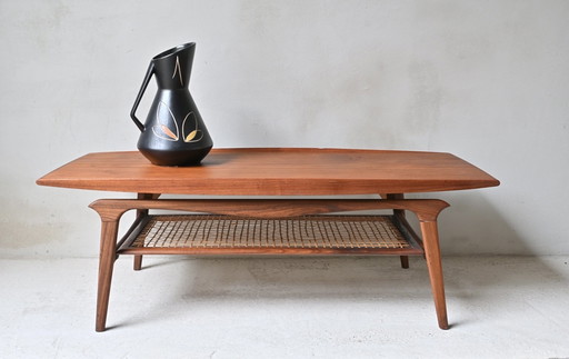 Coffee table "Beak" Louis van Teeffelen