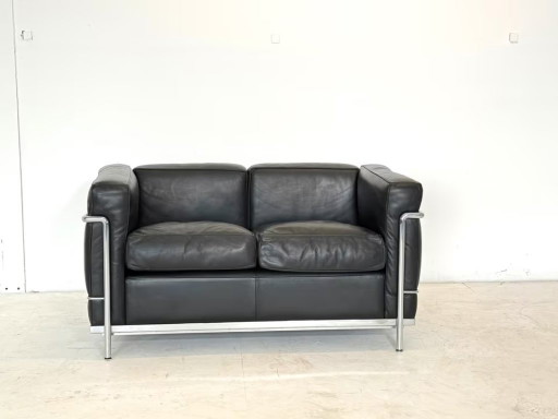 Canapé en cuir Cassina LC 2, canapé de bureau, design classique, réception