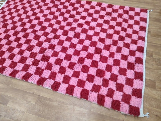 Image 1 of Handgeknüpfter Naturwollteppich, rot und traditionell rosa, 150/250 cm