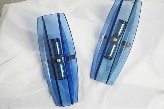 Image 1 of Veca blauwe glazen Italiaanse wandlampen set van 2 Fontana Arte mid-century moderne facetglazen lampen