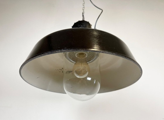 Image 1 of Industrielle schwarze Emaillelampe mit Glasabdeckung, 1950er Jahre