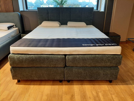 Image 1 of - 180x210 *