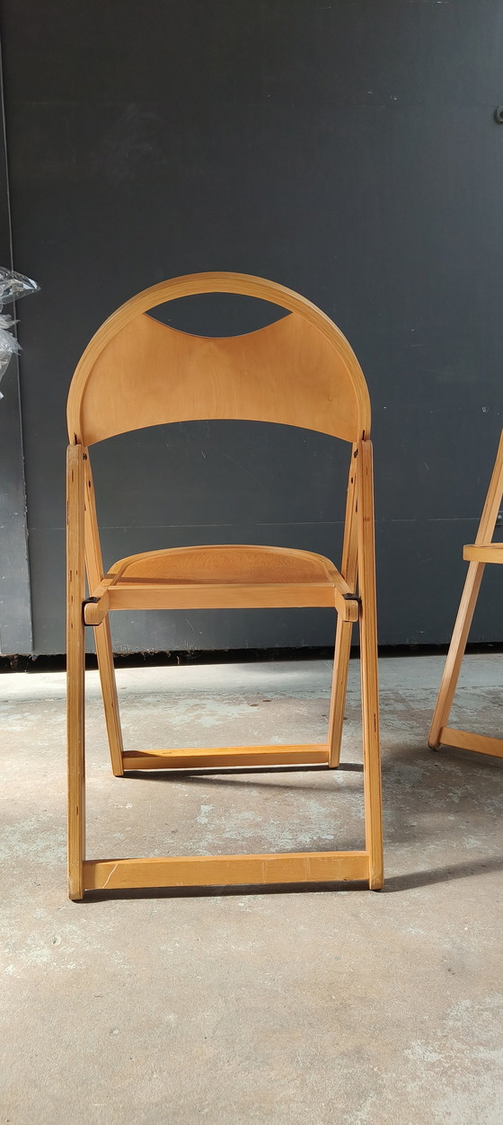 Image 1 of 2 sillas plegables OKT de madera curvada escandinava de la década de 1960 (Thonet)