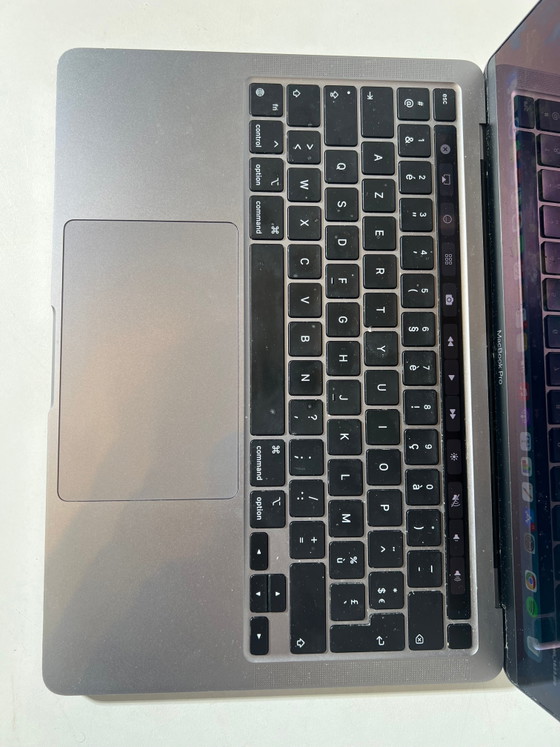 Apple MacBook Pro 13” M1 (2020) – Space Grey / Silver (photo 3 of 6)