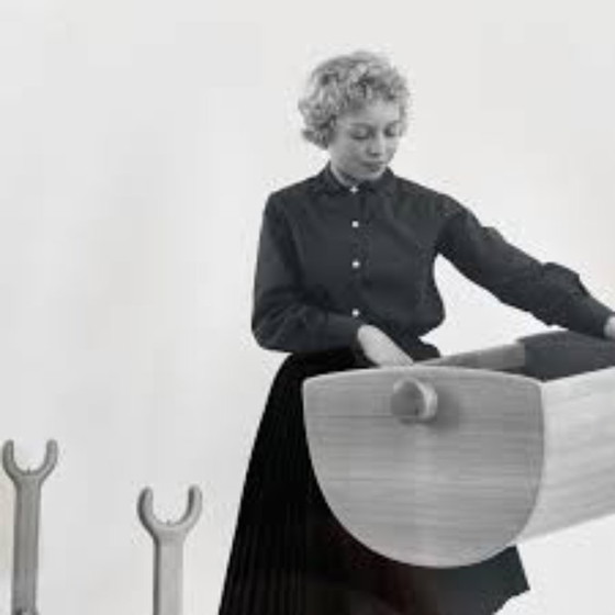 Image 1 of Designwiege Nanna Ditzel Re-Edition 2011