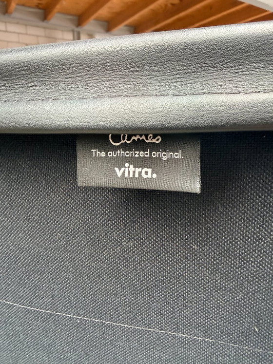 Image 1 of Vitra Eames EA219