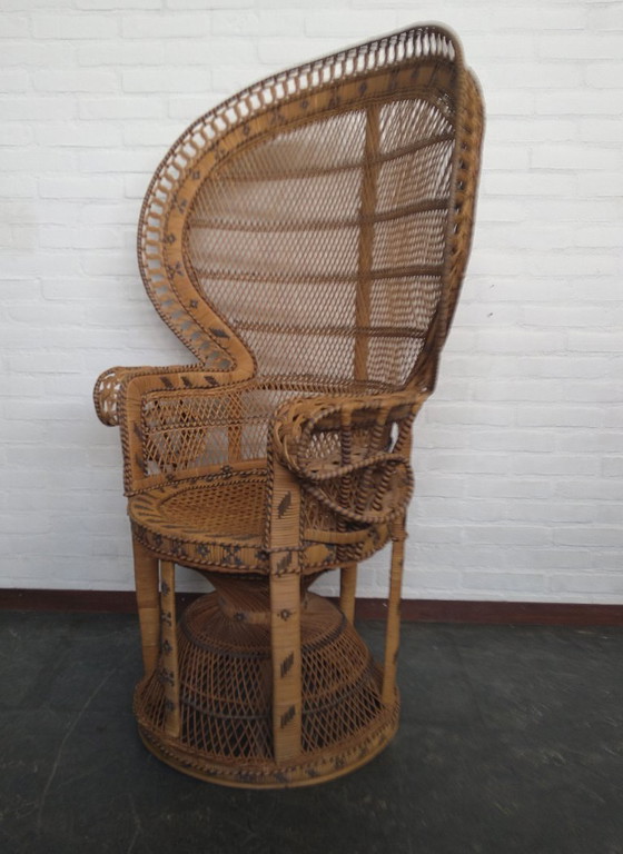 Image 1 of sedia pavone vintage "Emanuelle