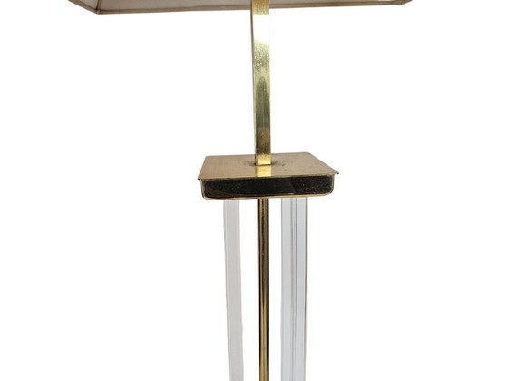 Image 1 of Lámpara de pie de lucita de latón y plexiglás
