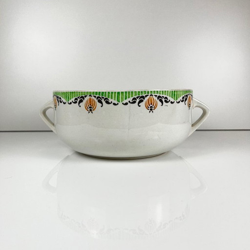 Plat/soupe « Maroussia » de Sarreguemines, début du XXe siècle