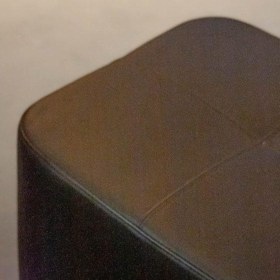 Image 1 of Linteloo Alhambra armchair with ottoman