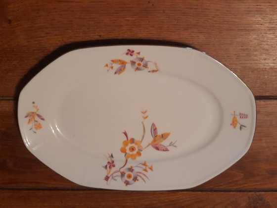 Image 1 of Service de table en porcelaine allemande, 124 pièces. Début des années 1900.