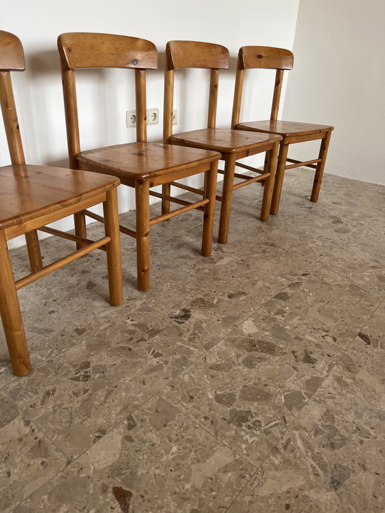 Image 1 of Originele Rainer Daumiller stoelen gemaakt van massief grenenhout.
